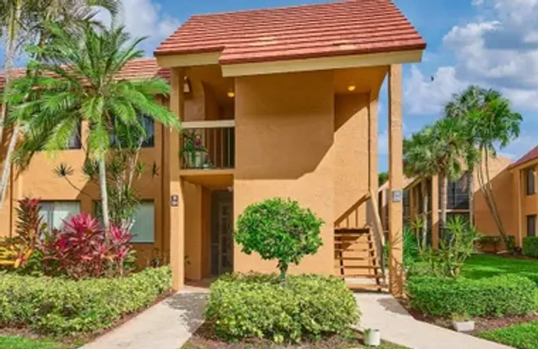 11262 GREEN LAKE DR APT 204, BOYNTON BEA..., Boynton Beach, FL 33437