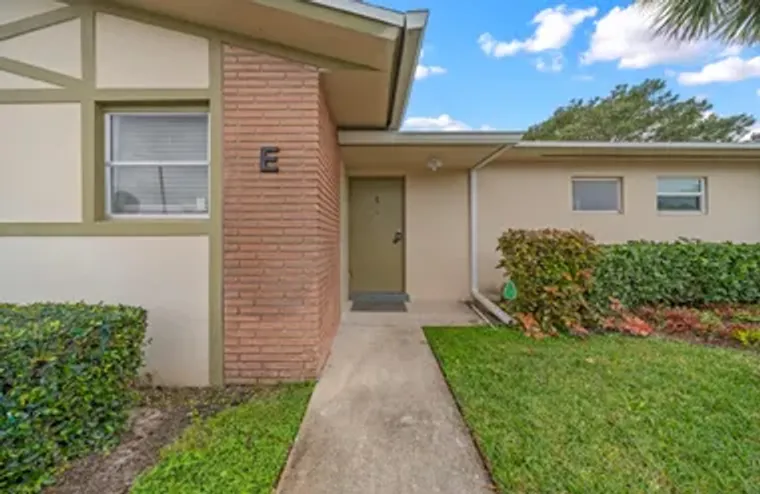 2590 BARKLEY DR E, WEST PALM BEACH, FL, ..., West Palm Beach, FL 33415
