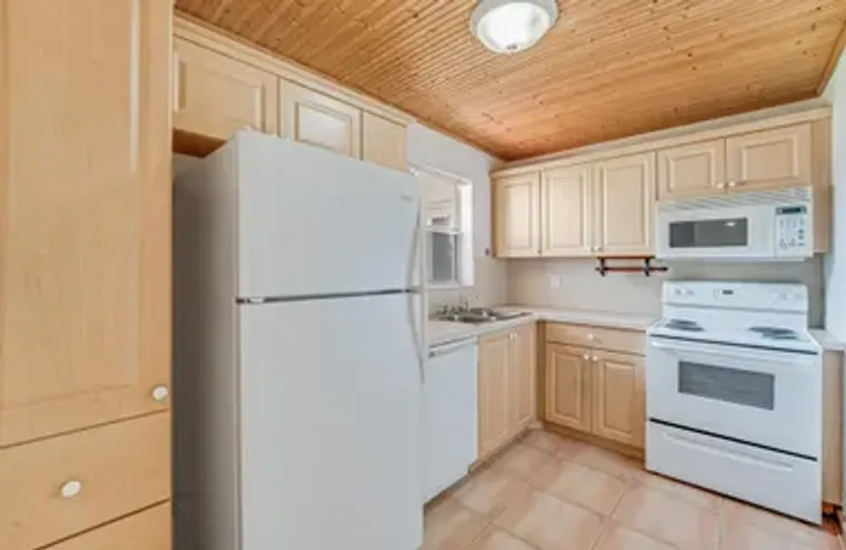 199 LAKE CAROL DR, WEST PALM BEACH, FL, ..., West Palm Beach, FL 33411