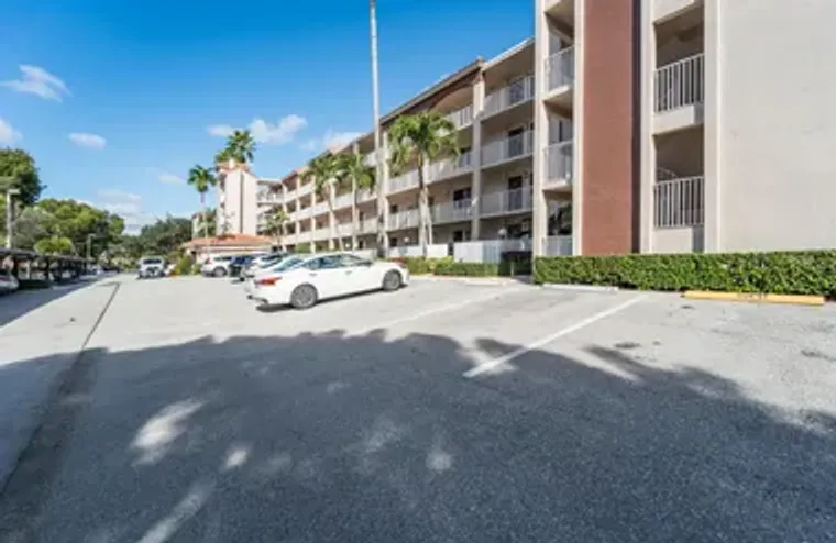 6269 POINTE REGAL CIR APT 309, DELRAY BE..., Delray Beach, FL 33484