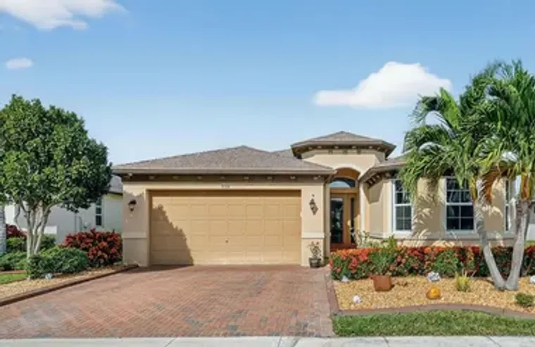 11447 SW LAKE PARK DR, PORT SAINT LUCIE,..., Port Saint Lucie, FL 34987