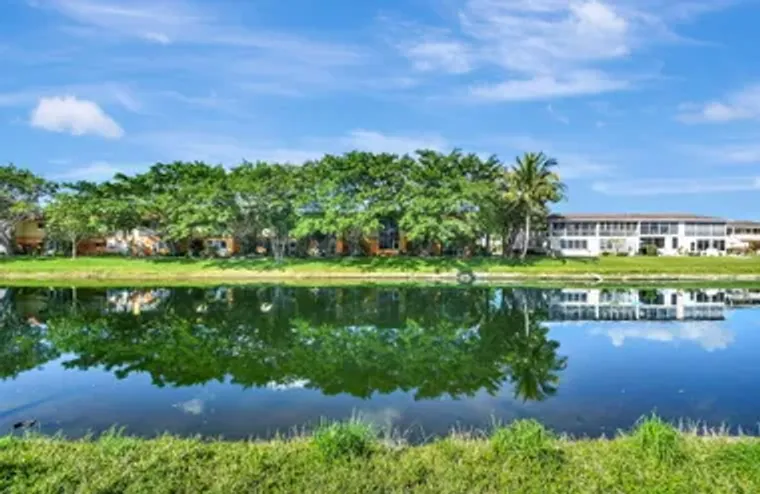 48 SHEFFIELD B, WEST PALM BEACH, FL, 334..., West Palm Beach, FL 33417