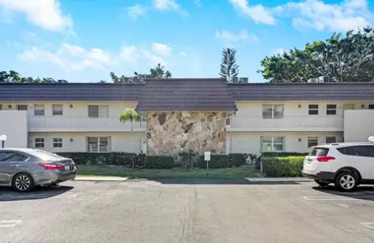 12003 POINCIANA BLVD UNIT 105, ROYAL PAL..., Royal Palm Beach, FL 33411