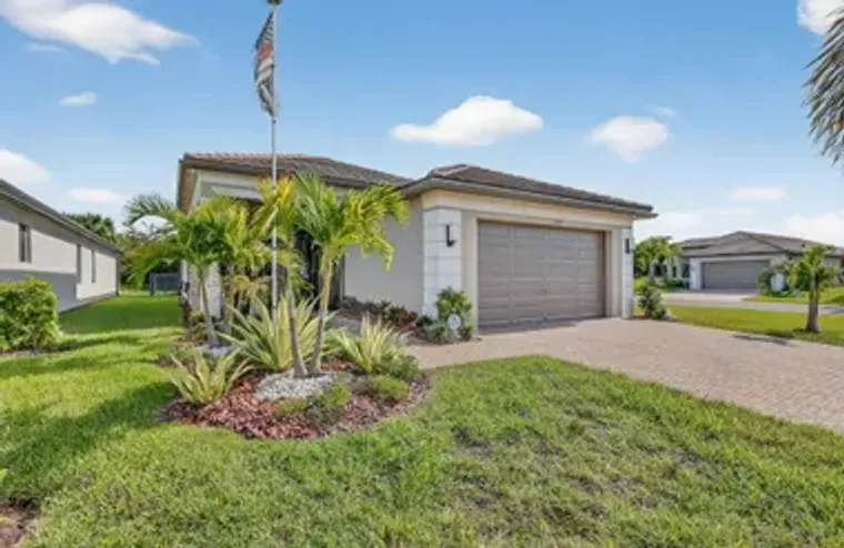 12637 SW ALONGSHORE DR, PORT SAINT LUCIE..., Port Saint Lucie, FL 34987