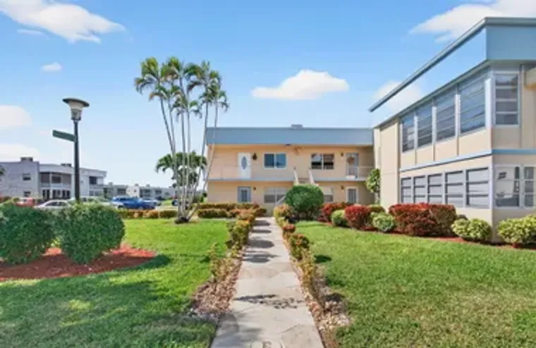 222 BURGUNDY E UNIT E, DELRAY BEACH, FL,..., Delray Beach, FL 33484