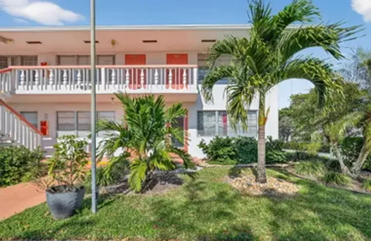 113 WINDSOR F, WEST PALM BEACH, FL, 3341..., West Palm Beach, FL 33417
