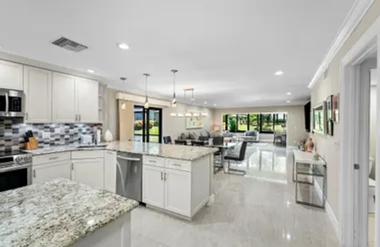 18 WESTGATE LN A, BOYNTON BEACH, FL, 334..., Boynton Beach, FL 33436