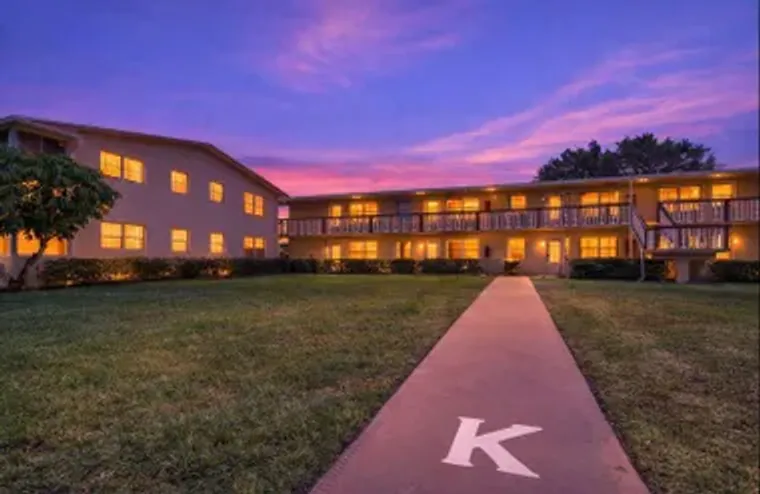 229 CHATHAM K, WEST PALM BEACH, FL, 3341..., West Palm Beach, FL 33417