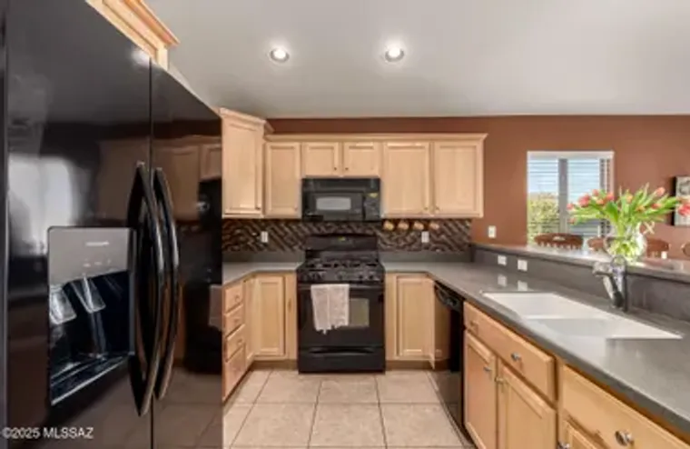 5372 W MOUNTAIN PUEBLO LN, MARANA, AZ, 8..., Marana, AZ 85658