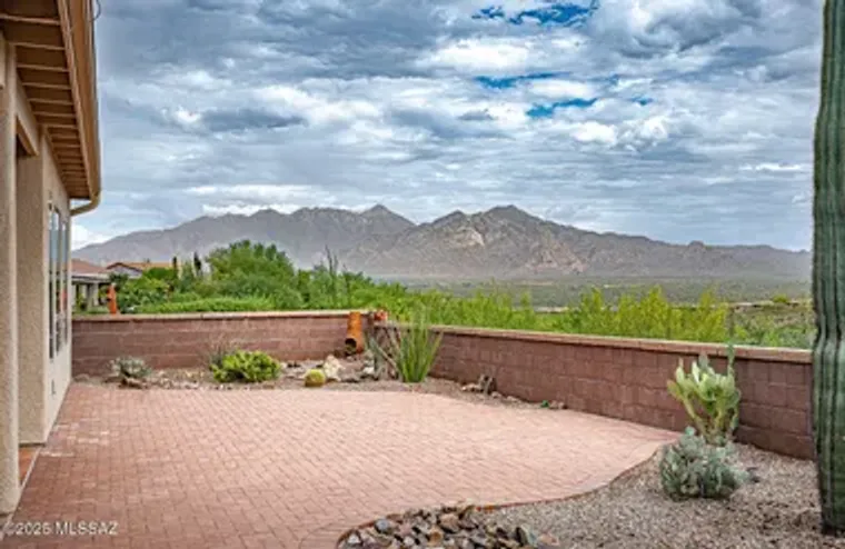 2131 W CALLE GUATAMOTE, GREEN VALLEY, AZ..., Green Valley, AZ 85622