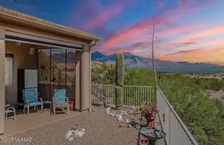 2283 W CALLE GUATAMOTE, GREEN VALLEY, AZ..., Green Valley, AZ 85622