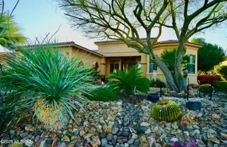 2267 W CALLE CASAS LINDAS, GREEN VALLEY,..., Green Valley, AZ 85622