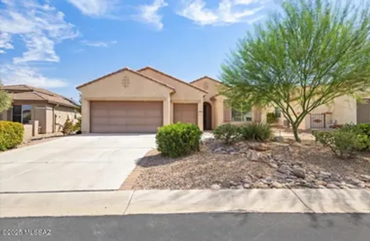 2145 E THUNDERCHIEF DR, GREEN VALLEY, AZ..., Green Valley, AZ 85614
