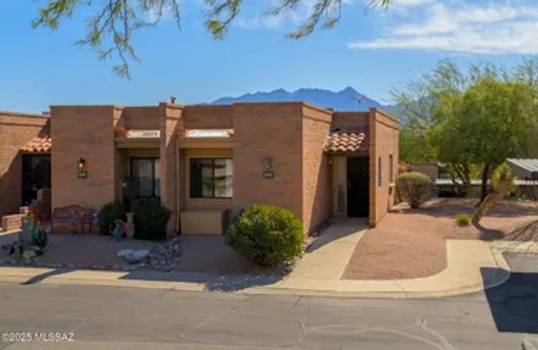 2491 S CALLE DEL DANTE, GREEN VALLEY, AZ..., Green Valley, AZ 85622