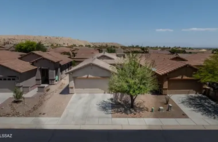 1104 W PASTORA PEAK DR, GREEN VALLEY, AZ..., Green Valley, AZ 85614