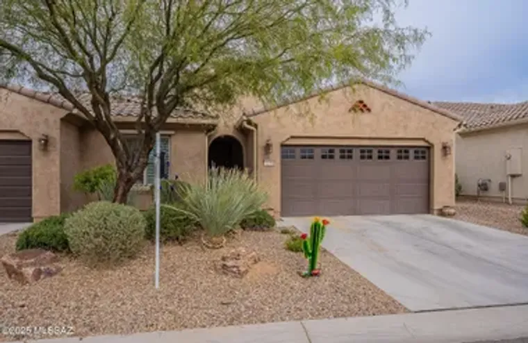 1190 N BROKEN HILLS DR, GREEN VALLEY, AZ..., Green Valley, AZ 85614