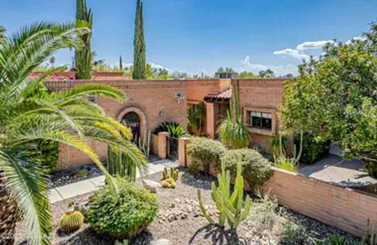 1900 W ASHBROOK DR, TUCSON, AZ, 85704, Tucson, AZ 85704