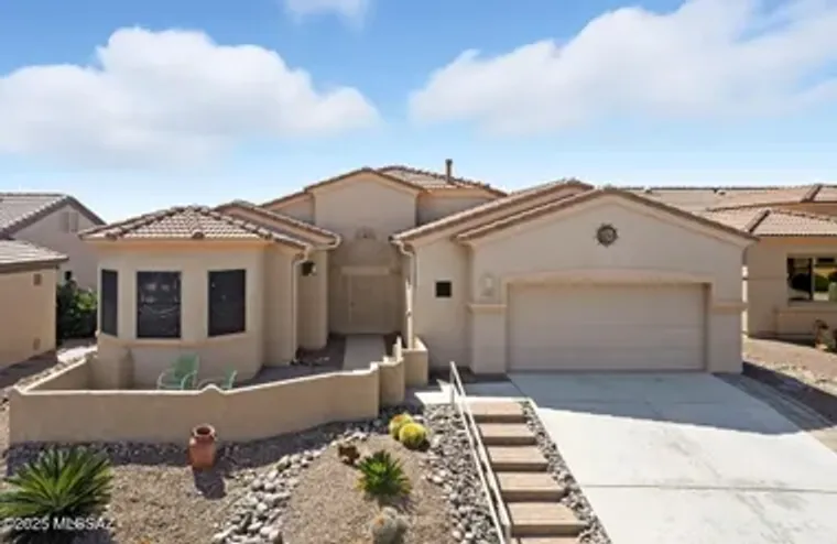 2305 W CALLE BALAUSTRE, GREEN VALLEY, AZ..., Green Valley, AZ 85622