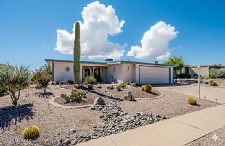 385 W RIO SANTA CRUZ, GREEN VALLEY, AZ, ..., Green Valley, AZ 85614