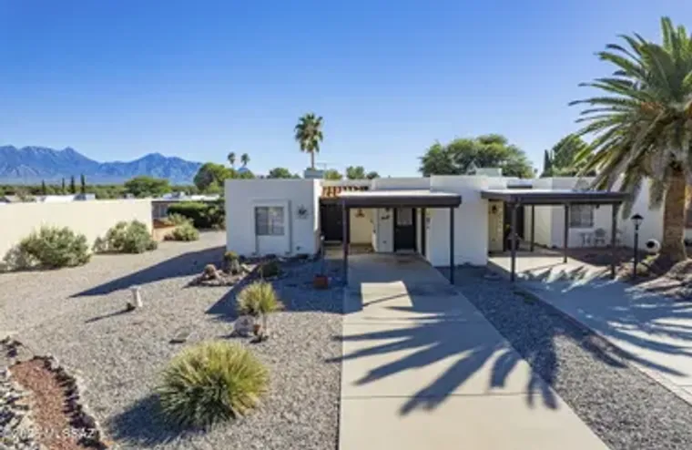 1319 S DESERT MEADOWS CIR, GREEN VALLEY,..., Green Valley, AZ 85614
