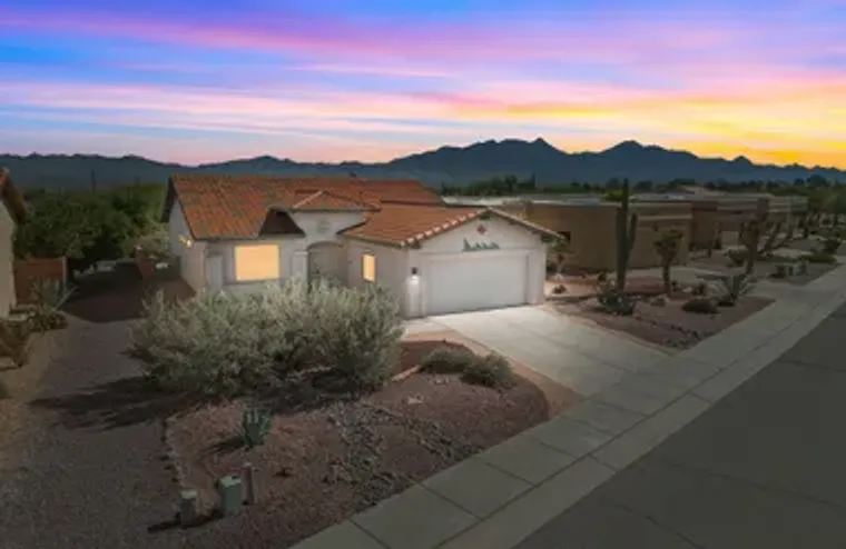 280 N CRESCENT BELL DR, GREEN VALLEY, AZ..., Green Valley, AZ 85614