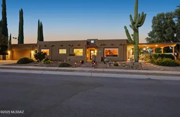 425 E PASEO CHUPAROSAS, GREEN VALLEY, AZ..., Green Valley, AZ 85614