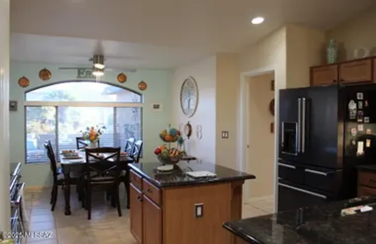 2427 E BONITA CANYON DR, GREEN VALLEY, A..., Green Valley, AZ 85614