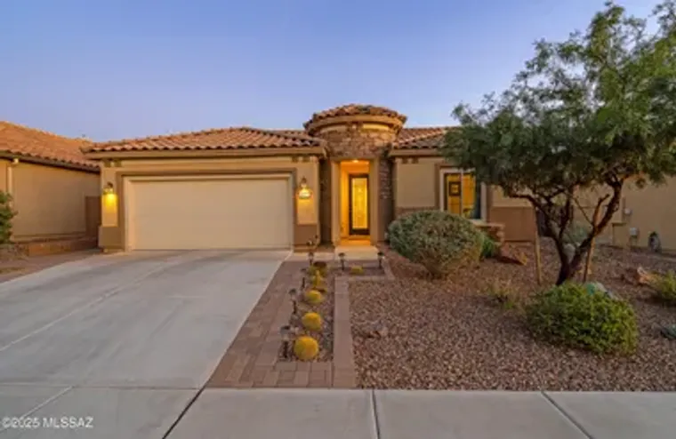 6827 W CLIFF SPRING TRL, MARANA, AZ, 856..., Marana, AZ 85658