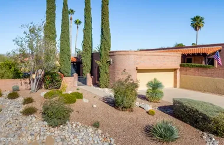 1961 W ASHBROOK DR, TUCSON, AZ, 85704, Tucson, AZ 85704