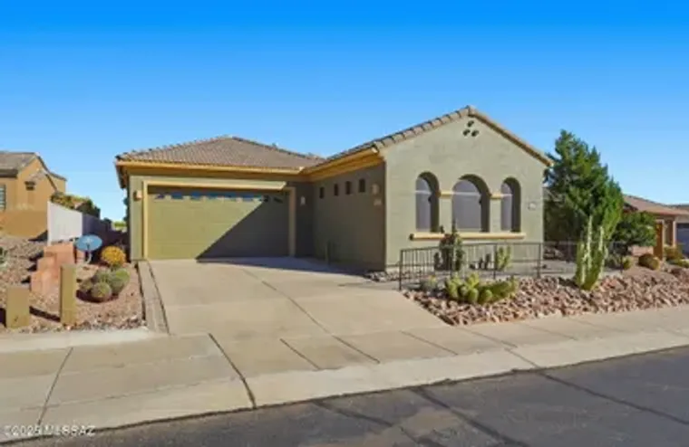 1890 W ACACIA BLUFFS DR, GREEN VALLEY, A..., Green Valley, AZ 85622