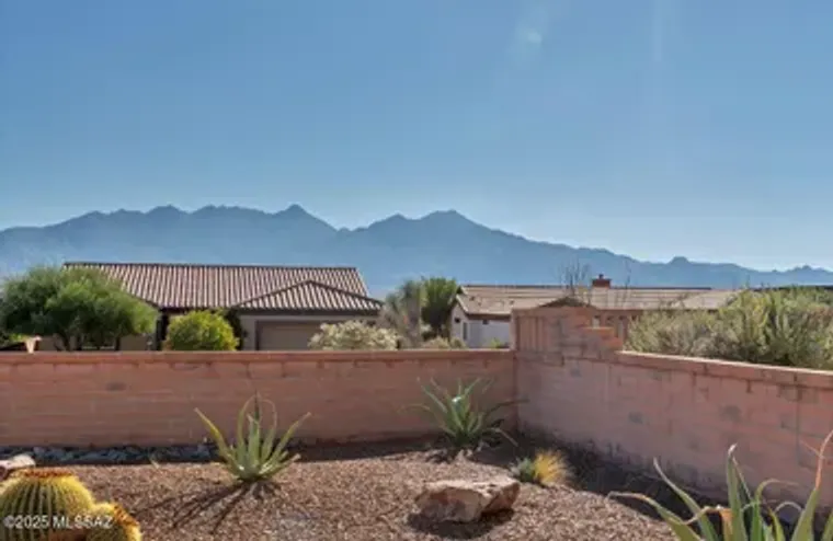 4769 S MEADOW RIDGE DR, GREEN VALLEY, AZ..., Green Valley, AZ 85622