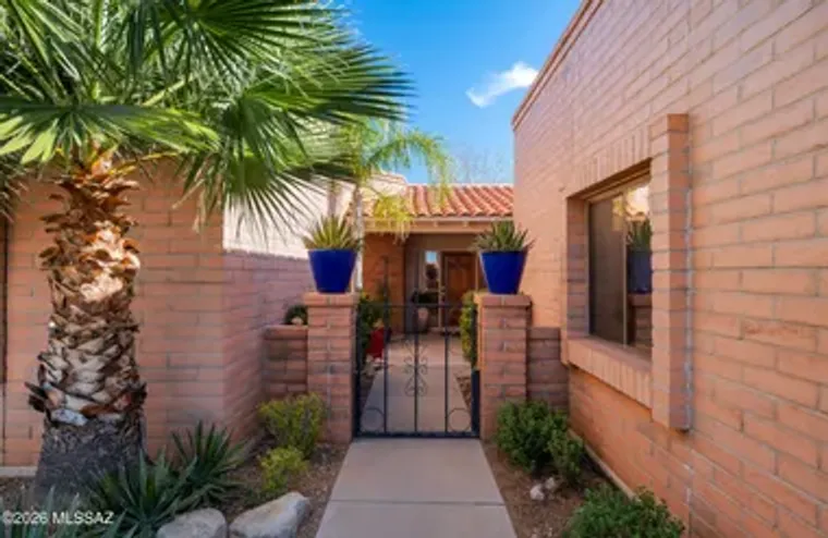 1410 W HIDDEN CREST CT, GREEN VALLEY, AZ..., Green Valley, AZ 85622