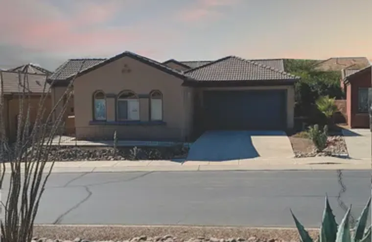 2033 W ACACIA BLUFFS DR, GREEN VALLEY, A..., Green Valley, AZ 85622