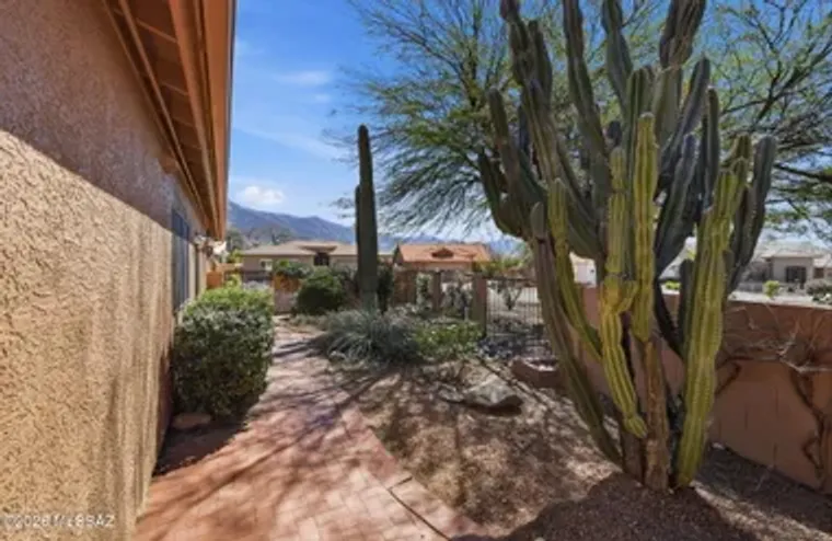 38280 S MOUNTAIN SITE DR, SADDLEBROOKE, ..., Saddlebrooke, AZ 85739