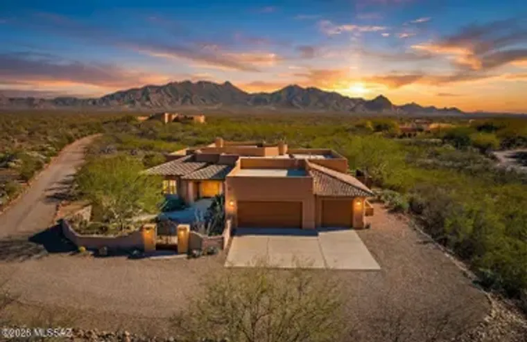 587 E CORTE PASADERA COBRIZO, GREEN VALL..., Green Valley, AZ 85614