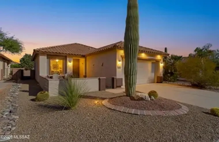 9513 N TWINKLING SHADOWS WAY, TUCSON, AZ..., Tucson, AZ 85743