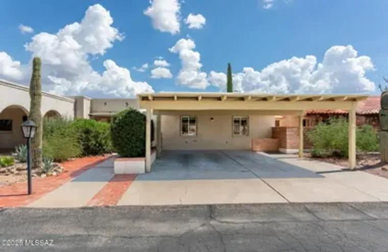 531 S PASEO LA RUIDA CIR, GREEN VALLEY, ..., Green Valley, AZ 85614