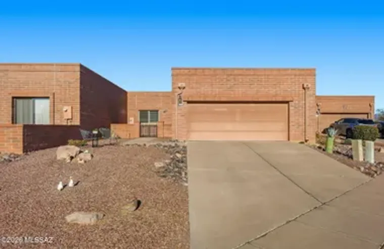 1040 W CAMINO DEL PATO, GREEN VALLEY, AZ..., Green Valley, AZ 85622