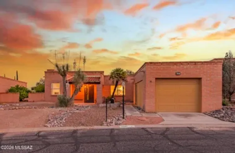 1625 W CALLE HACIENDA, GREEN VALLEY, AZ,..., Green Valley, AZ 85622