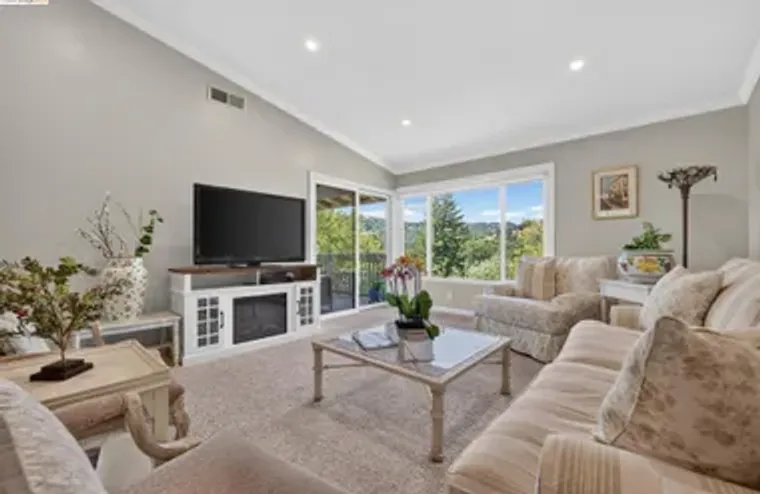 2608 SAKLAN INDIAN DR 3, WALNUT CREEK, C..., Walnut Creek, CA 94595