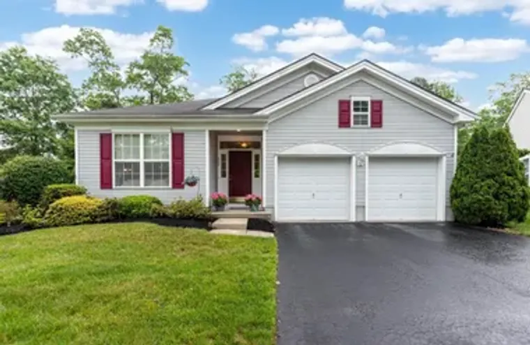 303 SOUTHMOOR DR, GALLOWAY TOWNSHIP, NJ,..., Galloway Township, NJ 08205