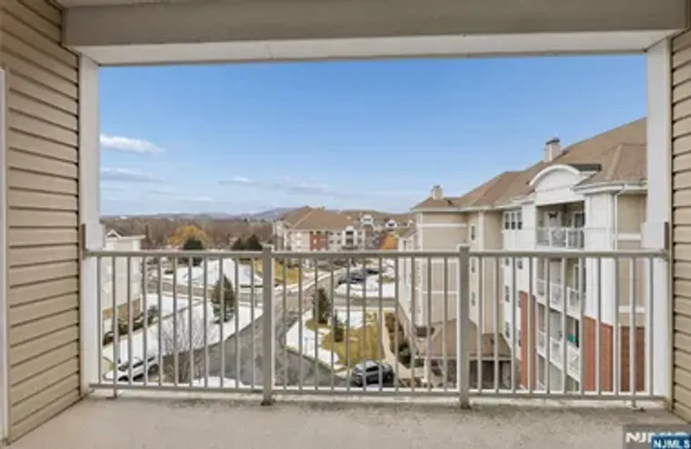 7408 WARRENS WAY TOP FLOOR & DEE, WANAQU..., Wanaque, NJ 07465