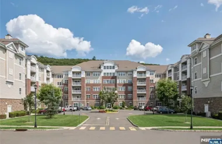 3213 WARRENS WAY, WANAQUE, NJ, 07465, Wanaque, NJ 07465