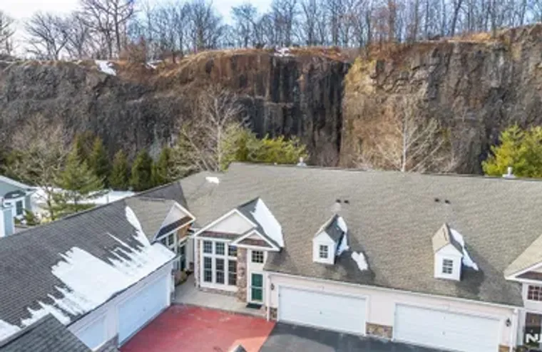 7 GRAPHITE DR, WOODLAND PARK, NJ, 07424, Woodland Park, NJ 07424