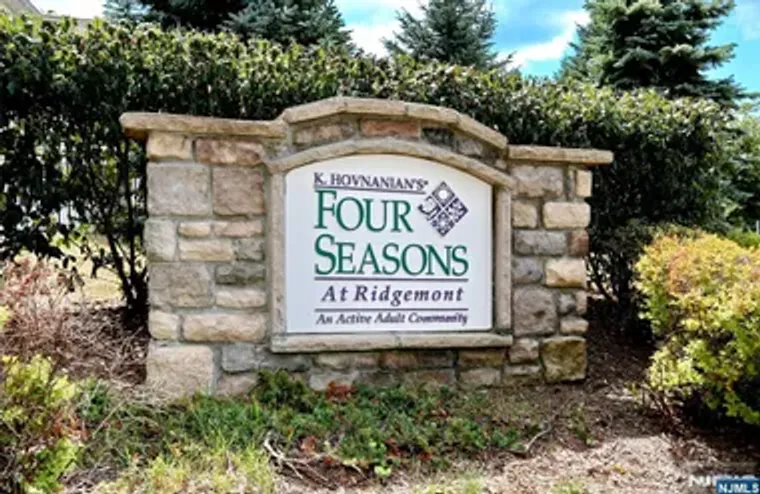 602 FOUR SEASONS LN, MONTVALE, NJ, 07645, Montvale, NJ 07645