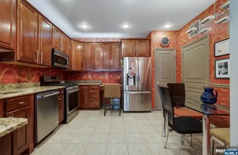 10402 WARRENS WAY TOP  RENOV, WANAQUE, N..., Wanaque, NJ 07465