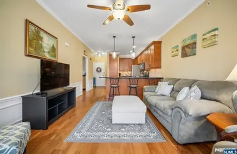 1403 POINTE GATE DR, LIVINGSTON, NJ, 070..., Livingston, NJ 07039