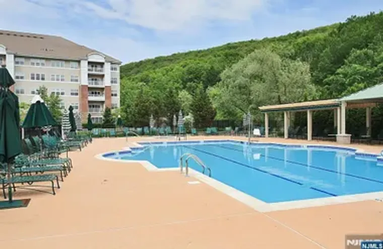 9402 WARRENS WAY DEEDED GARAGE -, WANAQU..., Wanaque, NJ 07465