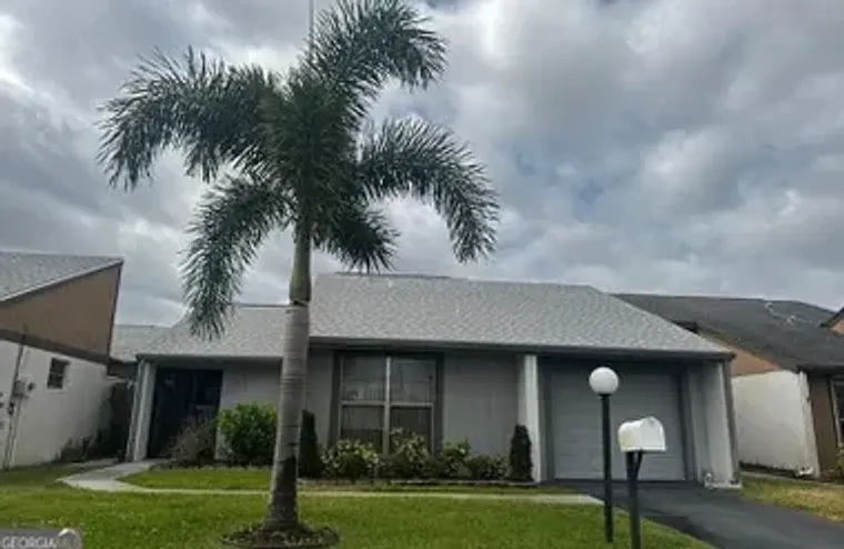 9801 MAPLECREST CIR, LEHIGH ACRES, FL, 3..., Lehigh Acres, FL 33936