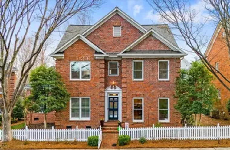 14 CHECKERBERRY SQ, GREENSBORO, NC, 2745..., Greensboro, NC 27455